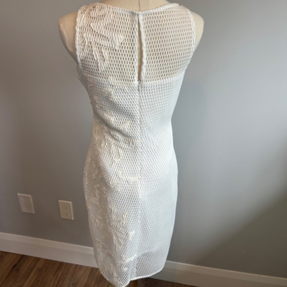 Julia Jordan, Women's White, Mesh, Floral, Sleeveless Shift dress, SZ 8 - Picture 7 of 11